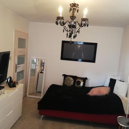 Kawalerka - Jelenia Gora, Dziel. Zabobrze Apartamento Exterior foto