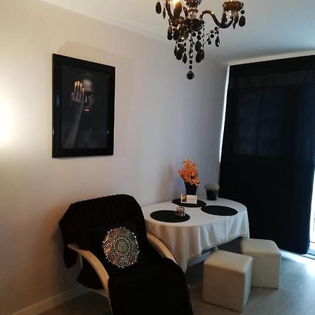 Kawalerka - Jelenia Gora, Dziel. Zabobrze Apartamento Exterior foto