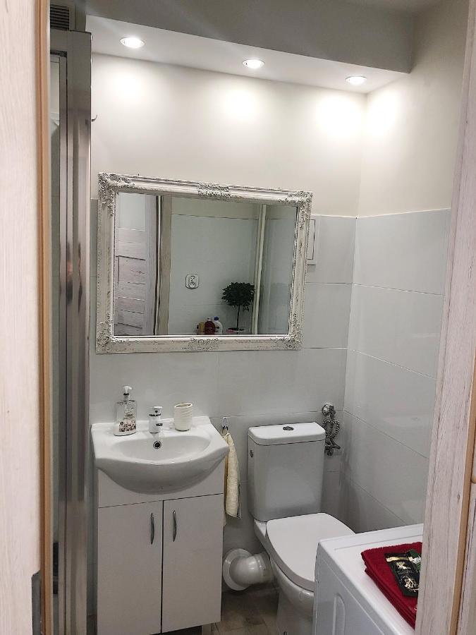Kawalerka - Jelenia Gora, Dziel. Zabobrze Apartamento Exterior foto